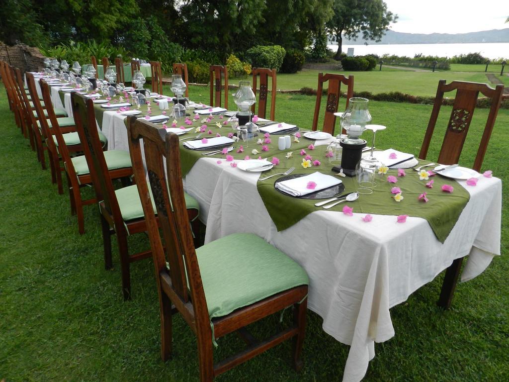 Bagan Thiripyitsaya Sanctuary Resort Luaran gambar